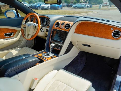 Used 2012 Bentley Continental GT AWD/4WD image 16