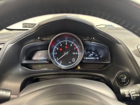 Used 2018 MAZDA MAZDA3 Grand Touring FWD image 12