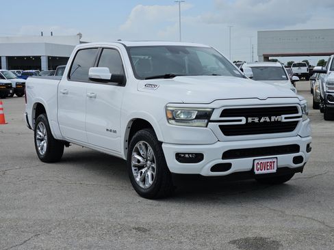 Used 2021 RAM 1500 Laramie AWD/4WD image 3