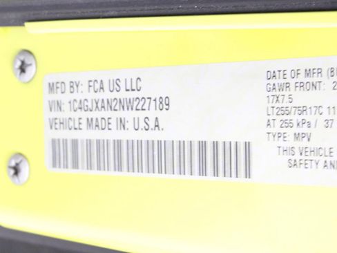 Used 2022 Jeep Wrangler Sport AWD/4WD image 29