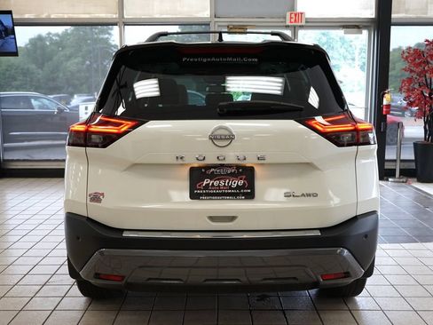 Used 2023 Nissan Rogue SL AWD/4WD image 14
