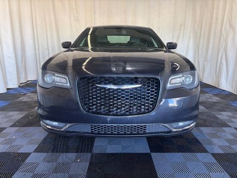 Used 2016 Chrysler 300 S AWD/4WD image 4