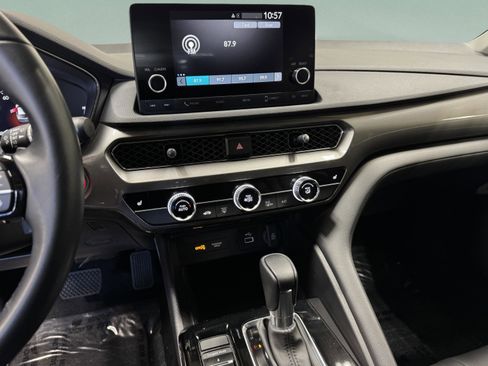 Certified 2025 Acura Integra image 21