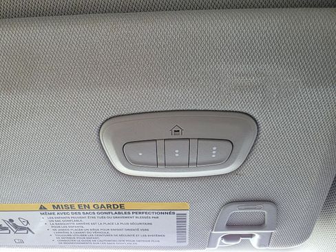 Used 2023 Jeep Grand Cherokee L Limited w/ Luxury Tech Group II image 22