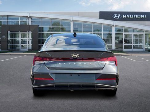 New 2026 Hyundai Elantra SEL Sport FWD image 6
