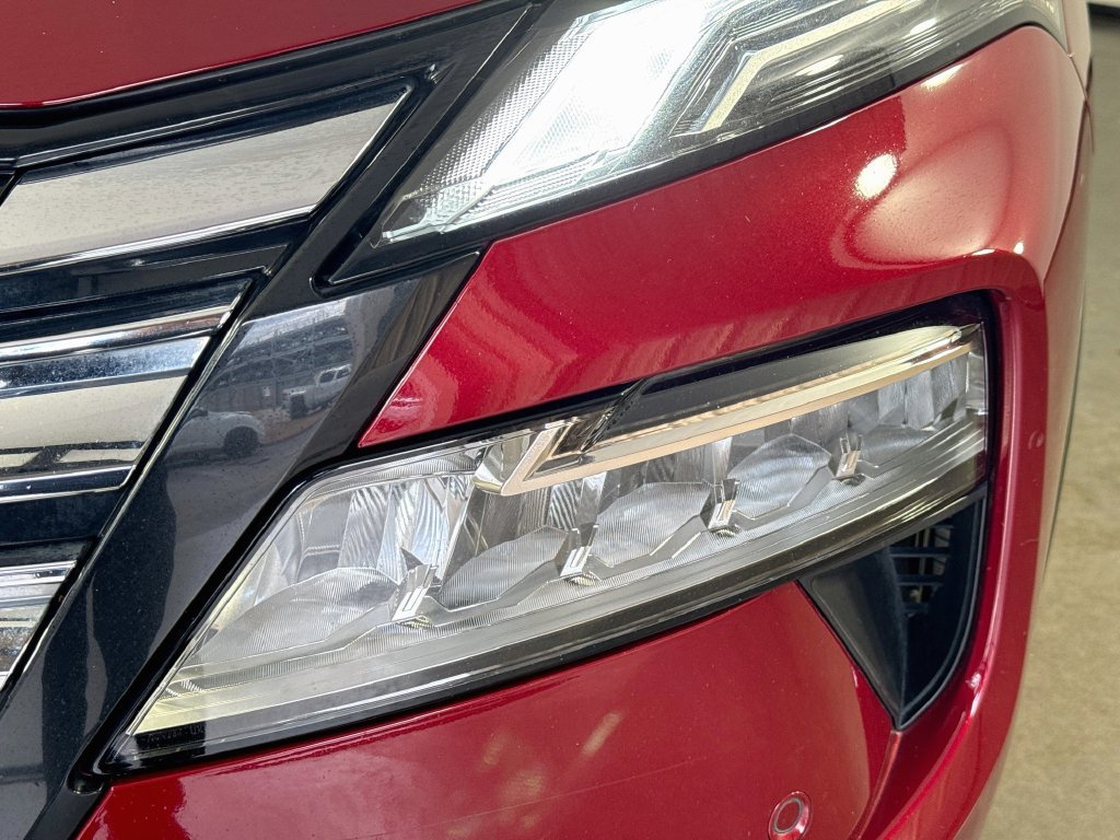 Used 2024 Nissan Rogue Platinum w/ Platinum Premium Package FWD image 41