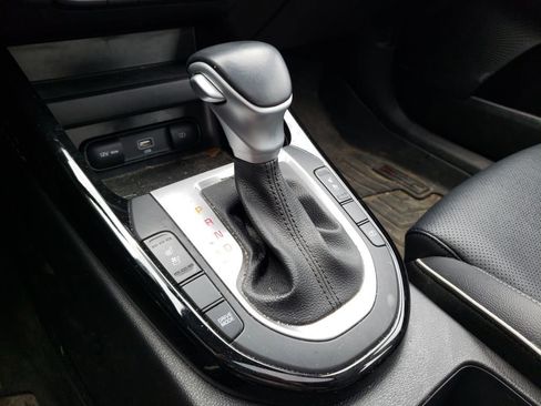 Used 2023 Kia Forte GT-Line w/ GT-Line Premium Package image 25