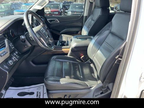 Used 2019 GMC Yukon XL Denali w/ Open Road Package image 9