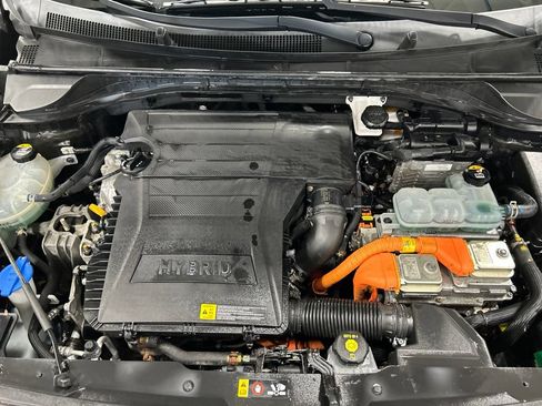 Used 2019 Kia Niro LX FWD image 28