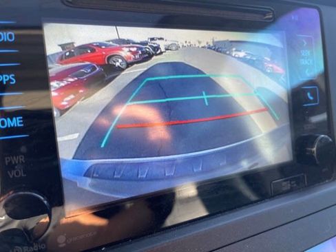 Used 2015 Toyota Sienna SE Premium FWD image 20