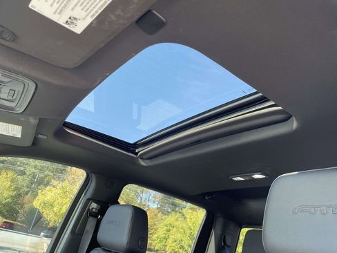 Used 2024 GMC Sierra 2500 AT4 w/ AT4 Premium Plus Package image 16