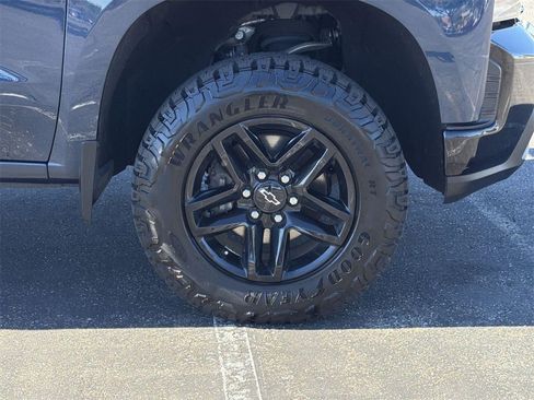 Used 2021 Chevrolet Silverado 1500 LT Trail Boss w/ Convenience Package II image 36