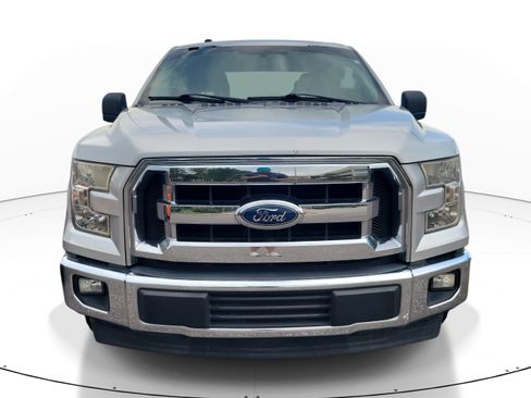 Used 2017 Ford F150 XLT RWD image 2