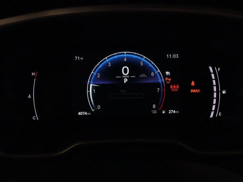 Used 2025 Toyota Corolla Cross XLE w/ Convenience Package AWD/4WD image 19