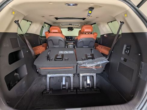New 2026 Kia Carnival SX Prestige image 26