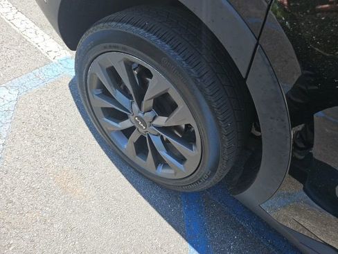 Certified 2022 Kia Sorento SX Prestige image 9