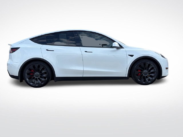Used 2022 Tesla Model Y Performance AWD/4WD image 4