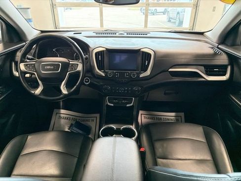 Used 2022 GMC Terrain SLT w/ LPO, Floor Liner Package AWD/4WD image 18