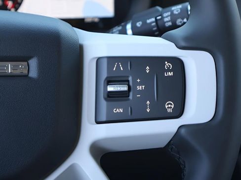 New 2026 Land Rover Defender 110 S image 21