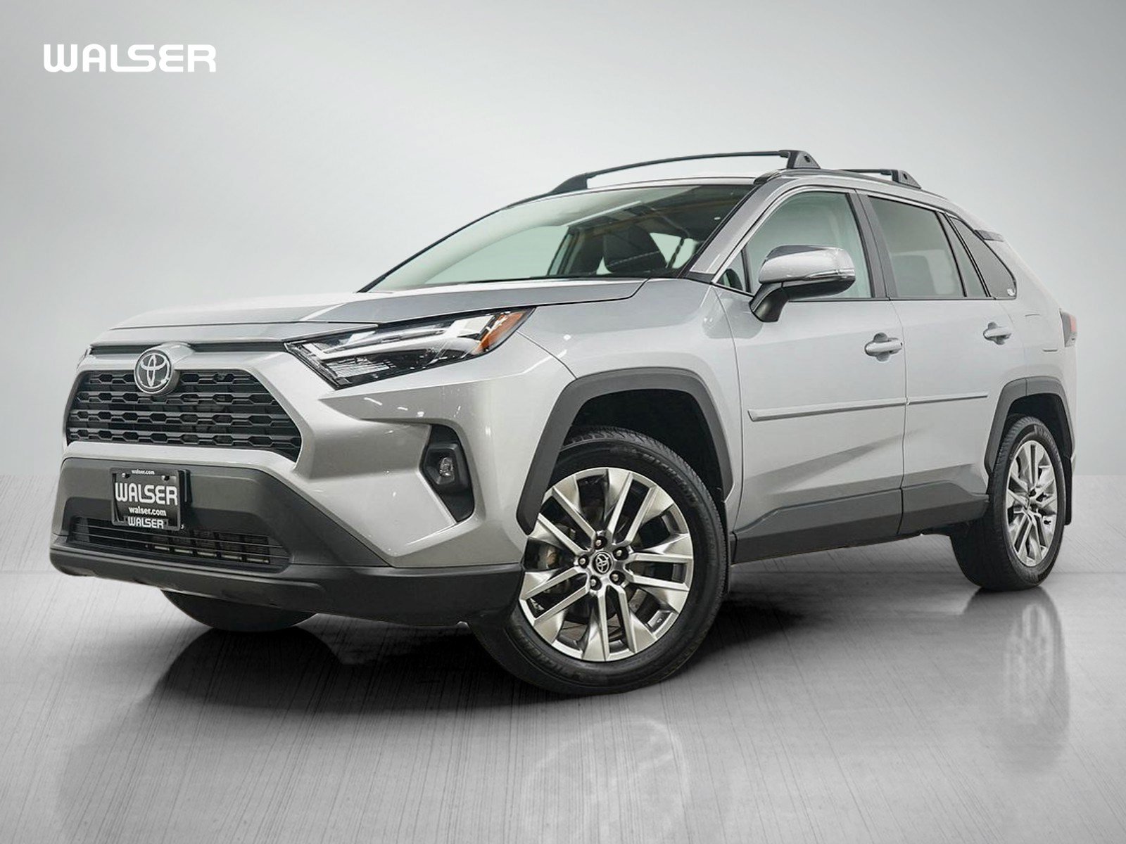 Used 2025 Toyota RAV4 XLE Premium w/ Weather Package AWD/4WD image 1