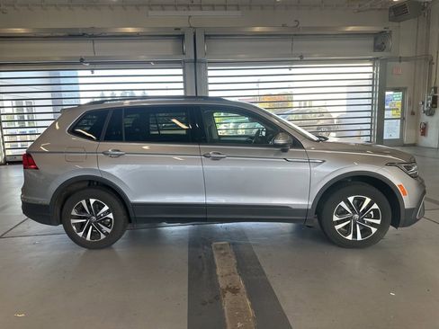 Used 2024 Volkswagen Tiguan S image 6
