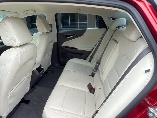 Used 2023 Chevrolet Malibu LT FWD image 19