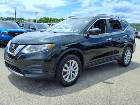 Used 2019 Nissan Rogue SV AWD/4WD image 3