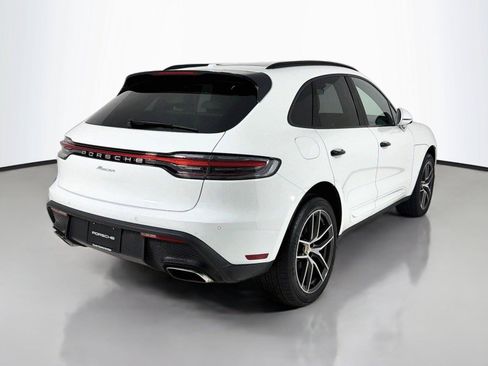 Used 2023 Porsche Macan AWD/4WD image 28