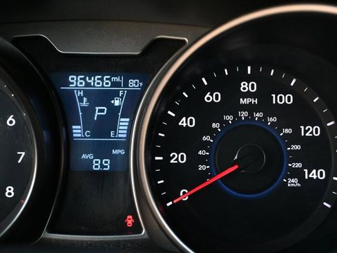 Used 2017 Hyundai Veloster image 20