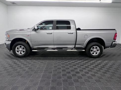 Used 2022 RAM 2500 Laramie AWD/4WD image 2