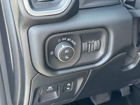 Used 2021 RAM 1500 Laramie w/ Sport Appearance Package AWD/4WD image 25
