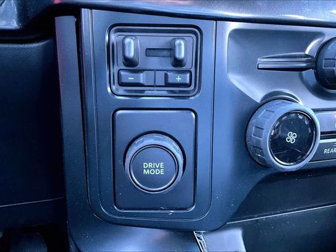 Used 2025 Ford F150 STX image 36