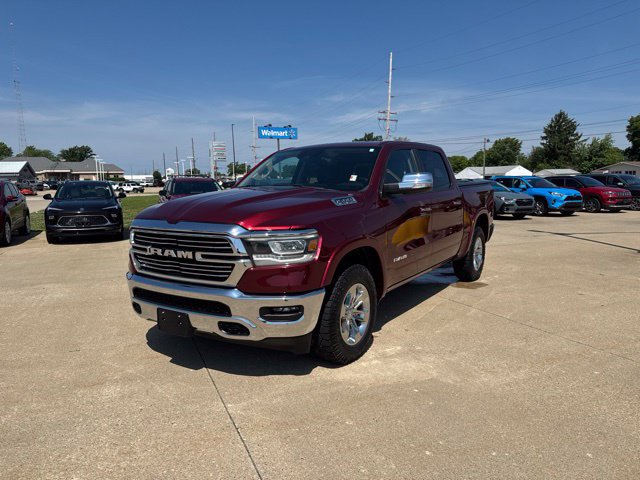 Used 2021 RAM 1500 Laramie AWD/4WD image 3