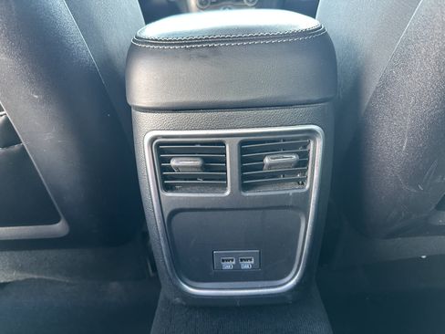 Used 2019 Dodge Charger Scat Pack RWD image 24
