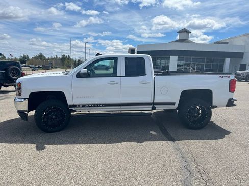 Used 2019 Chevrolet Silverado 1500 LT w/ All Star Edition AWD/4WD image 5