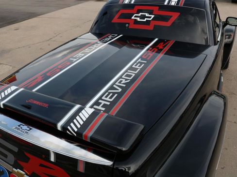 Used 2004 Chevrolet SSR w/ Preferred Equipment Group image 14