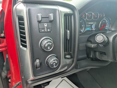 Used 2018 Chevrolet Silverado 1500 LT w/ All Star Edition AWD/4WD image 18