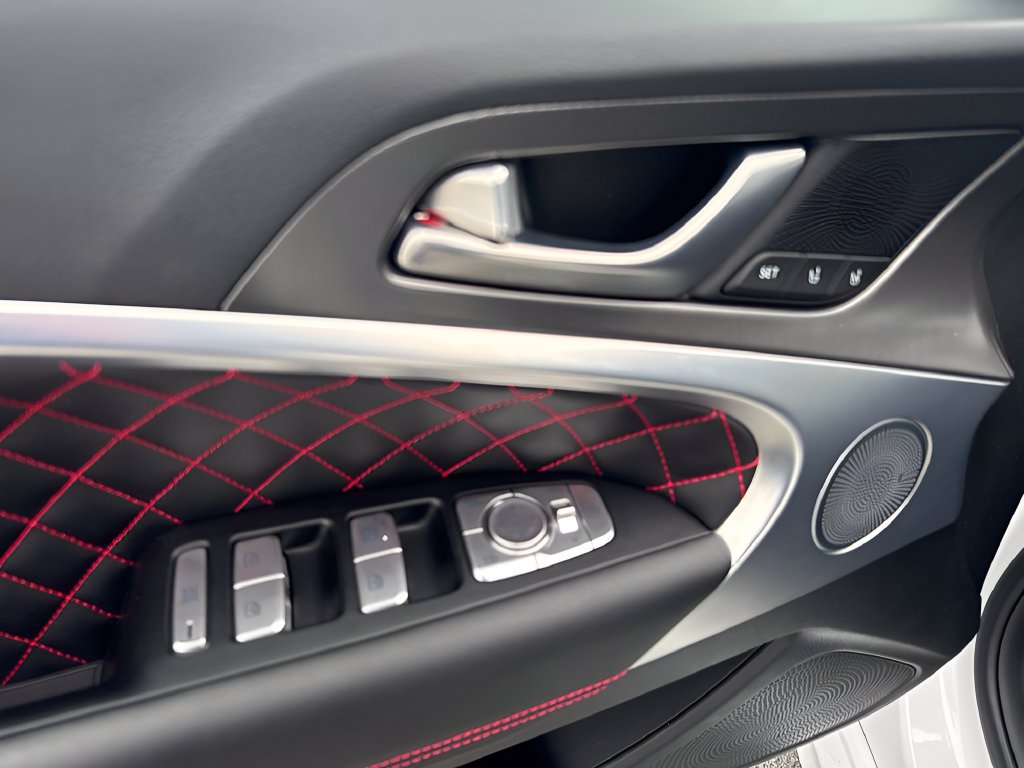 Used 2024 Genesis G70 3.3T Advanced w/ Sport Prestige Package RWD image 27