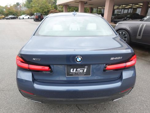 Used 2023 BMW 540i xDrive w/ M Sport Package image 3