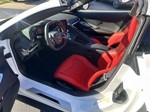 Used 2023 Chevrolet Corvette Stingray Coupe RWD image 16