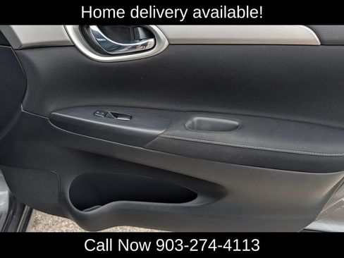 Used 2015 Nissan Sentra SV FWD image 29