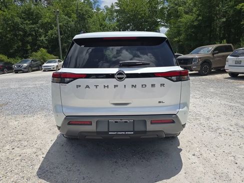 New 2026 Nissan Pathfinder SL FWD image 7