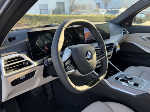 Used 2026 BMW 330i Sedan w/ Premium Package RWD image 17