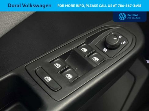Certified 2022 Volkswagen Taos SE w/ IQ.Drive SE Package image 17