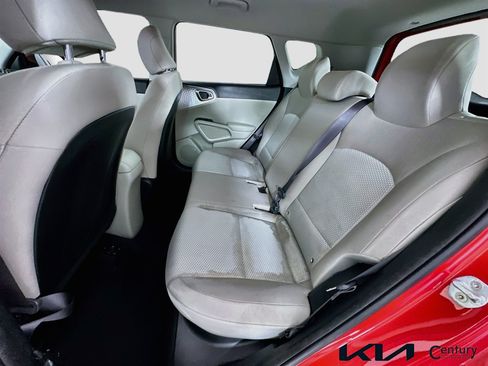 Certified 2021 Kia Soul LX FWD image 22