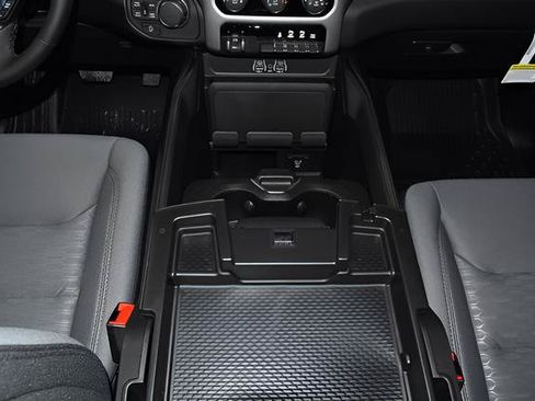 New 2026 RAM 1500 Big Horn AWD/4WD image 21