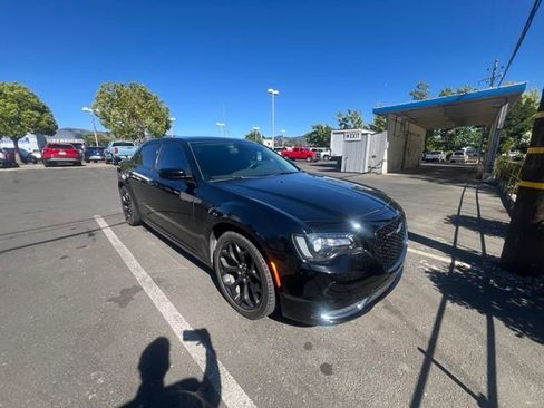 Used 2019 Chrysler 300 Touring w/ Sport Appearance Package RWD image 1
