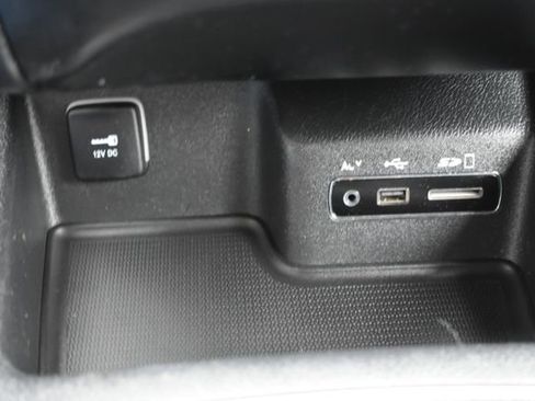 Used 2016 Dodge Durango Limited w/ Nav & Power Liftgate Group image 32