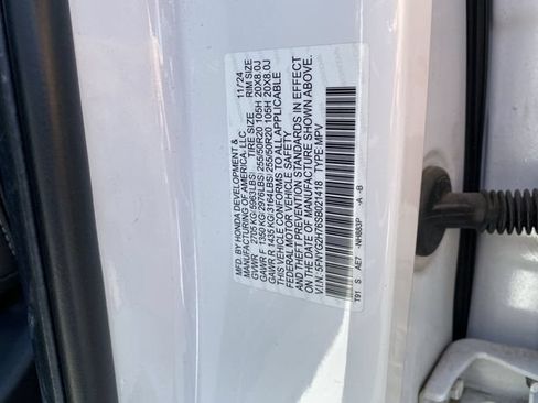Certified 2025 Honda Pilot Touring image 32