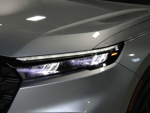 Certified 2024 Honda CR-V Sport-L image 2